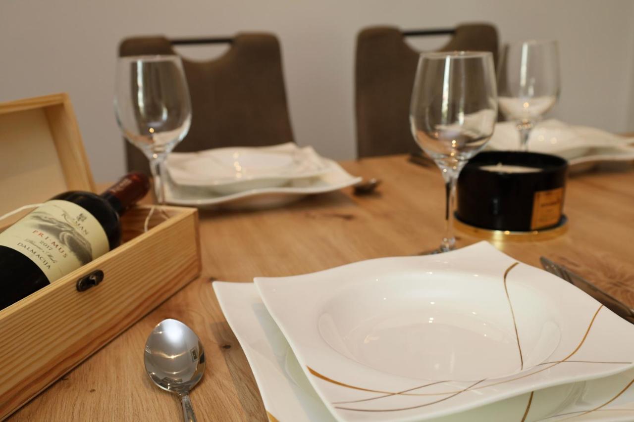 Dalmata D Apartment Podstrana Ngoại thất bức ảnh