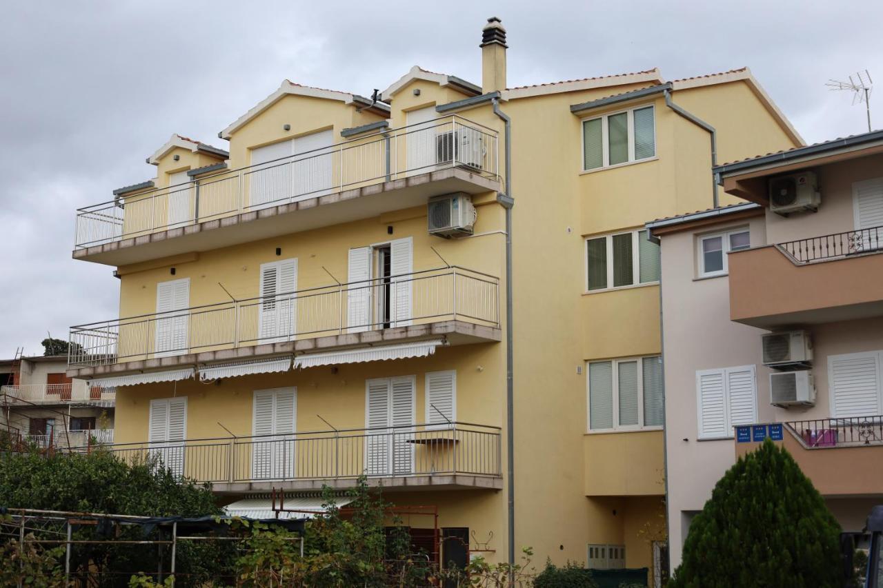 Dalmata D Apartment Podstrana Ngoại thất bức ảnh