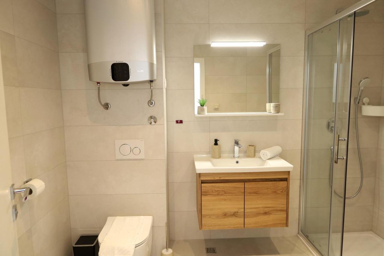 Dalmata D Apartment Podstrana Ngoại thất bức ảnh