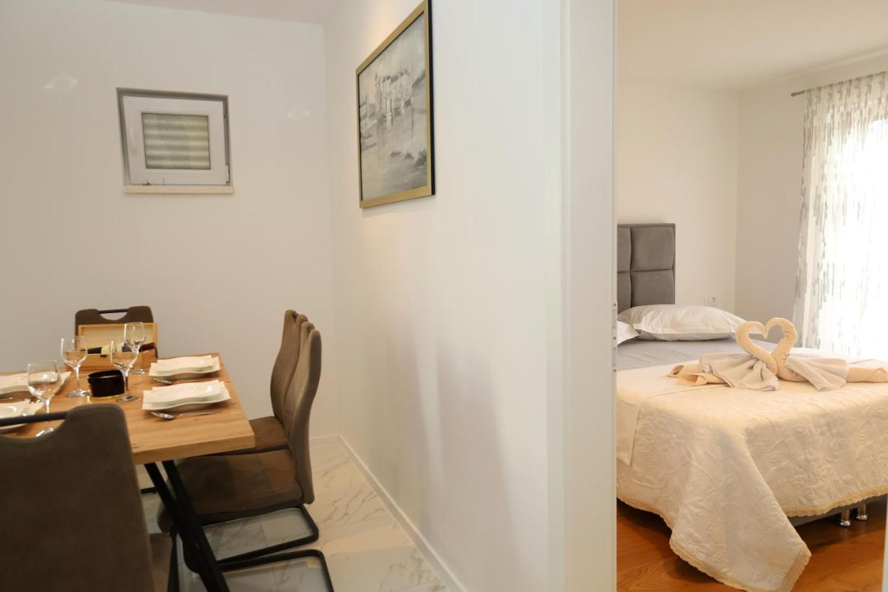 Dalmata D Apartment Podstrana Ngoại thất bức ảnh